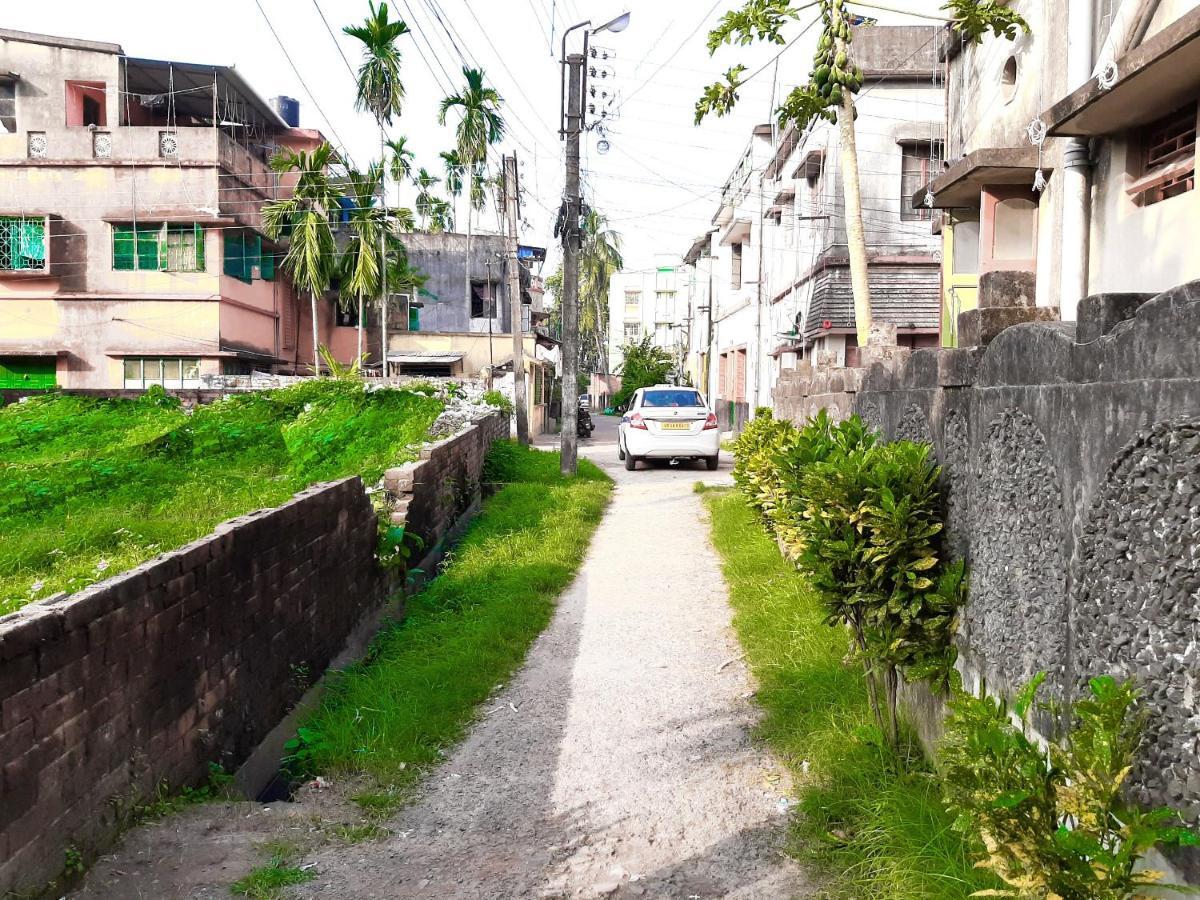 Dden Vennell Bnb -Metro Access- Calcutta Buitenkant foto